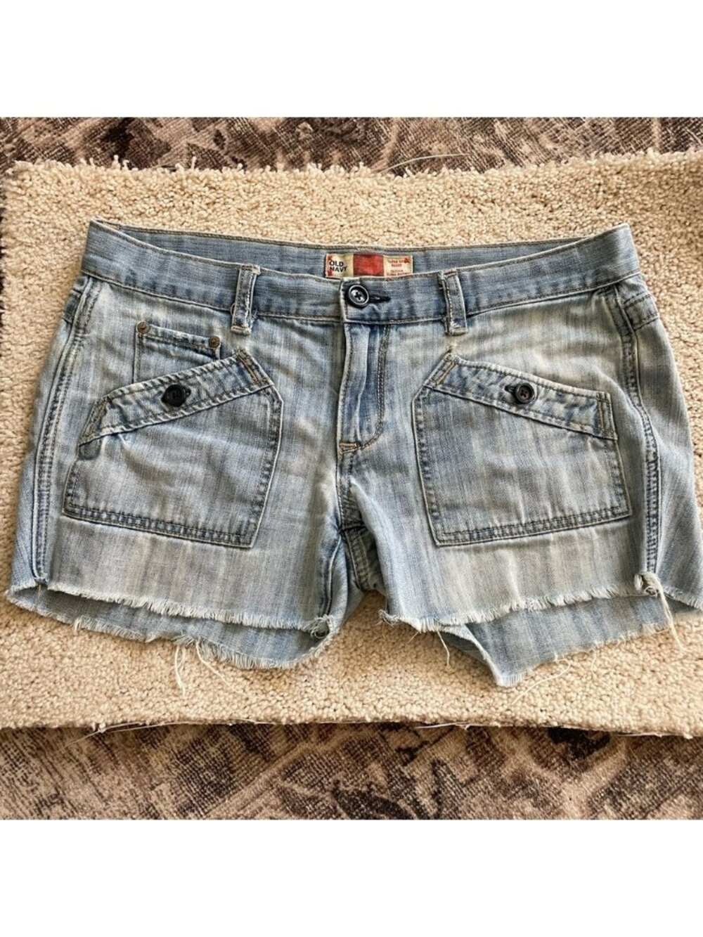 Vintage Y2K Old Navy Low Rise Denim Shorts Front Pockets Beach 10 Faded.